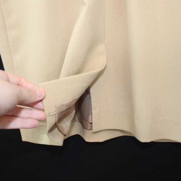 Calvin Klein Tan Pleated Dress, sz: 4 - Picture 7 of 8